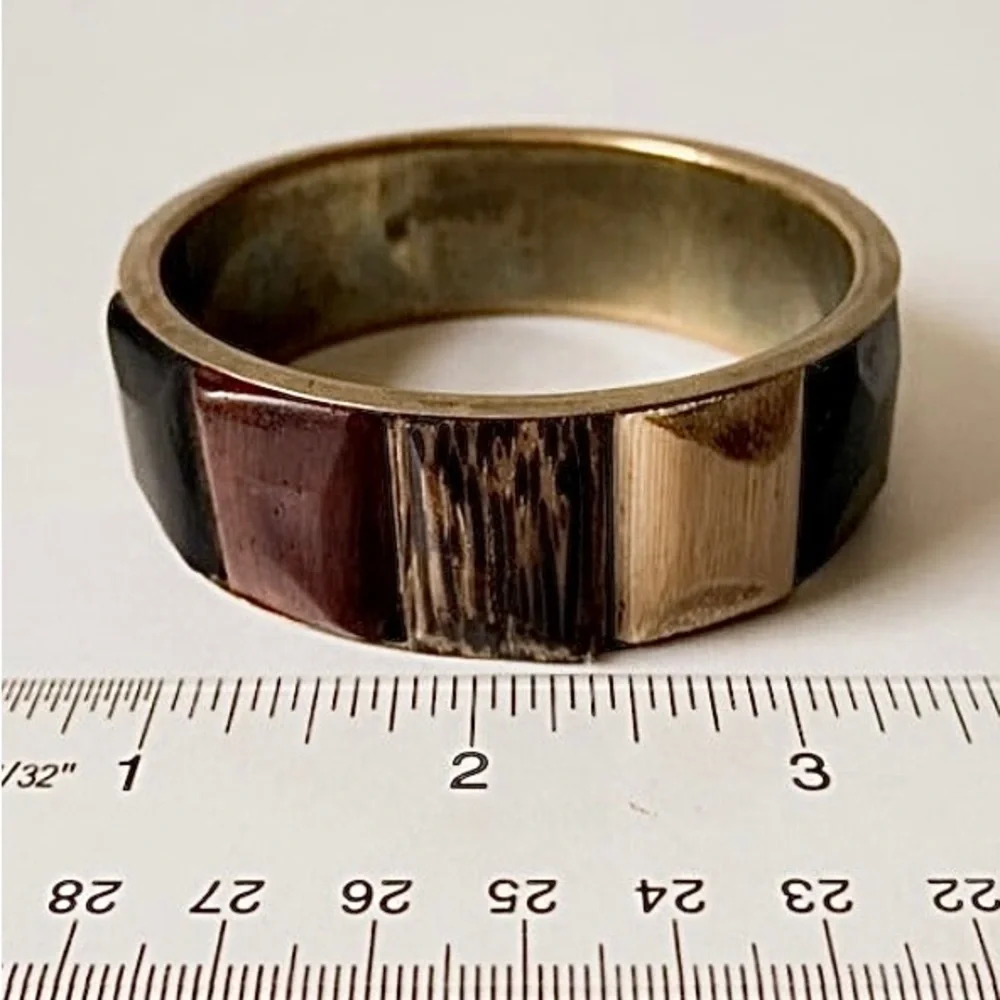 Beautiful Vintage Rustic Carved Wood Rectangle Panel Wide Brass Bangle Bracelet